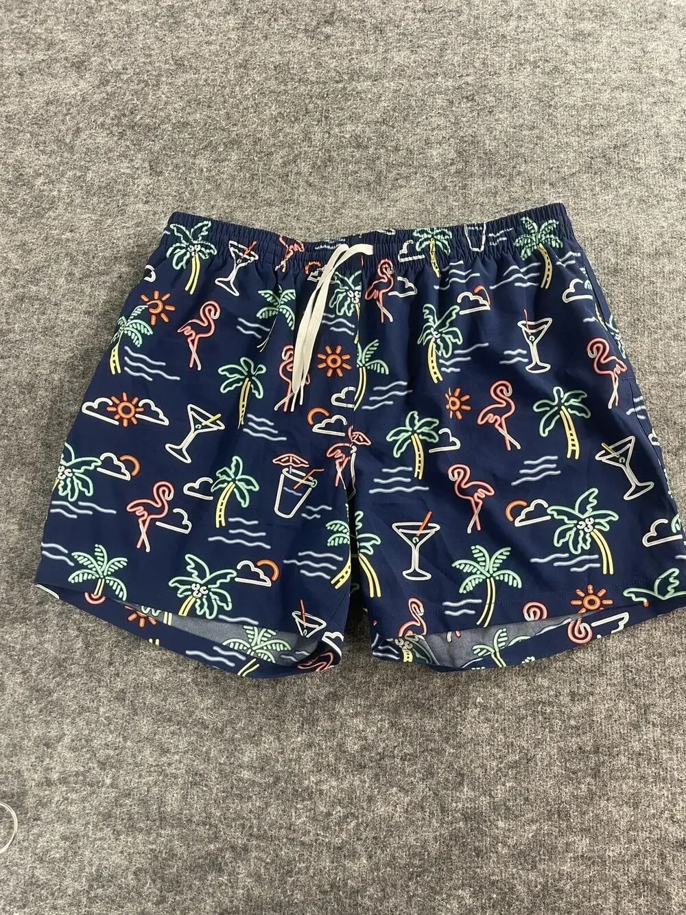 Chubbies Shorts Mens 2XL Swim Trunks Blue Flamingo Palm Trees Coctail Lined A14